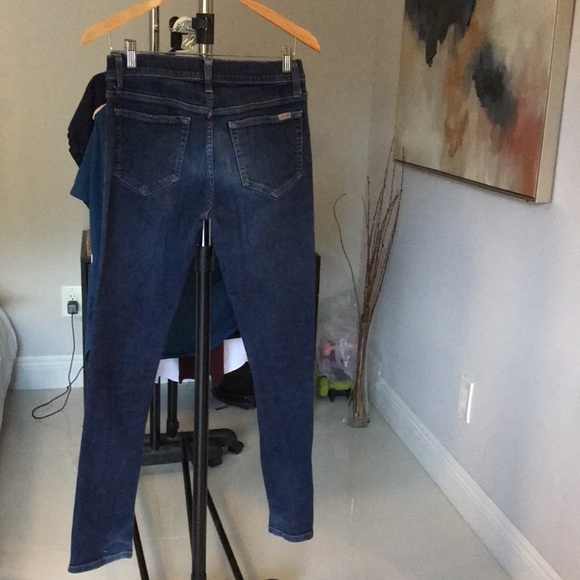Joe’s jeans preowned in good condition. In dark blue color SZ 30 - Picture 3 of 10